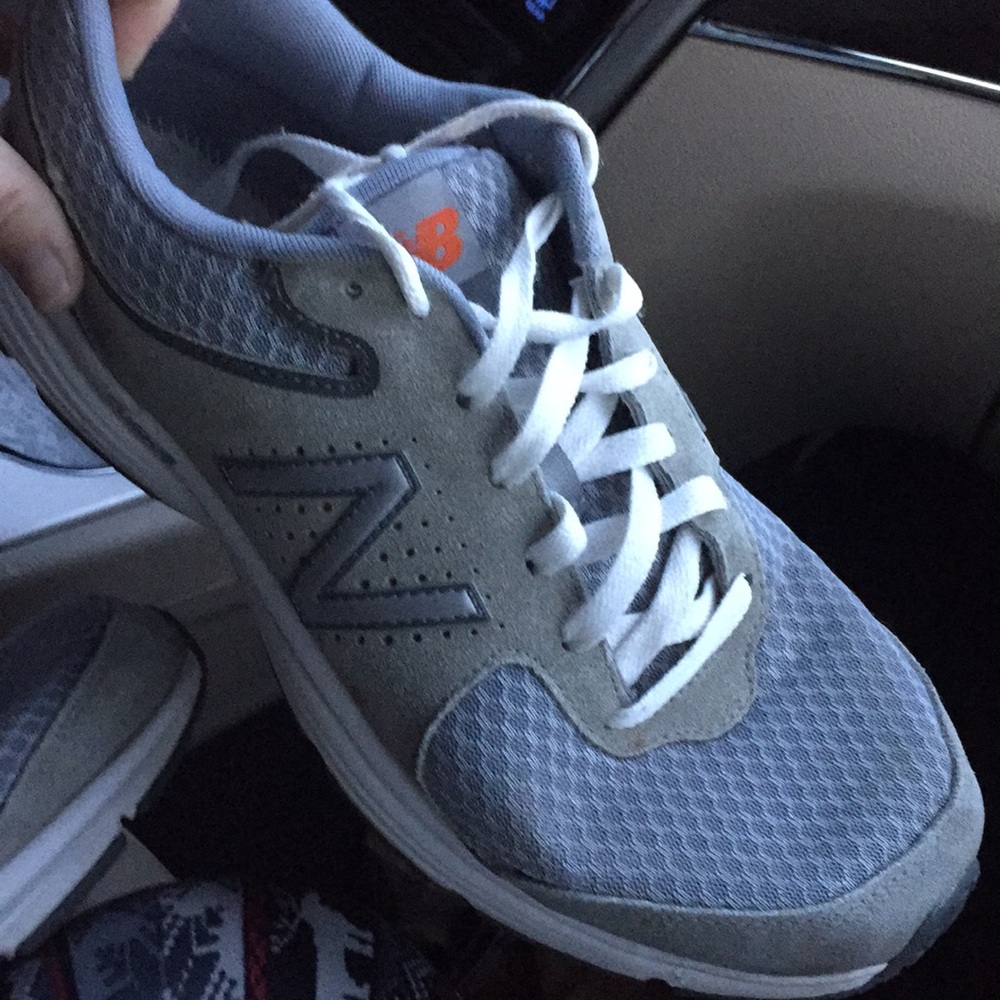 New Balance men’s sneakers